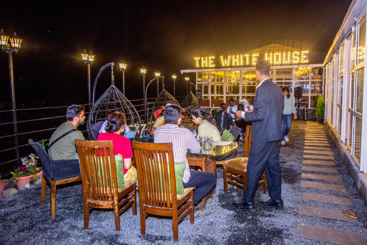 Paradise-The Whitehouse Cafe مايالي المظهر الخارجي الصورة
